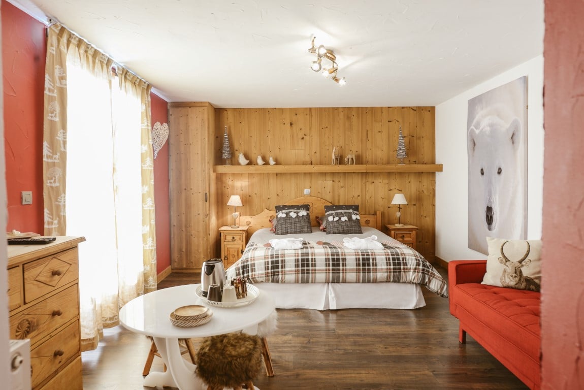 Luxury room: decoration smart mountains