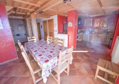 Apartment 10 people Alpe d'Huez: Space out cooking / dining room